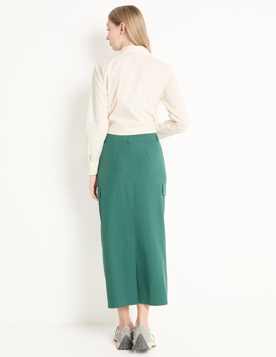 Falda crop a la cintura 4