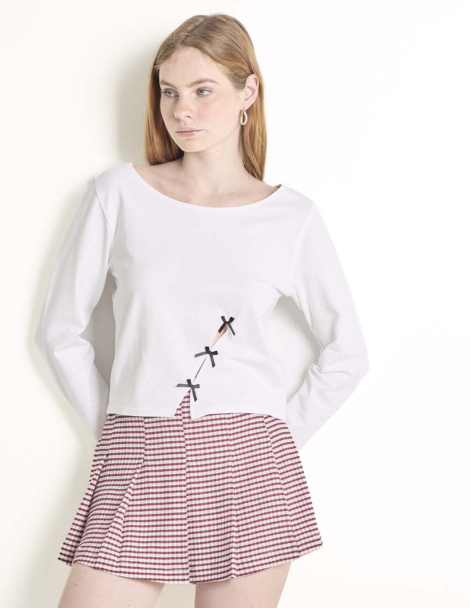 Playera manga larga cuello ojal para mujer