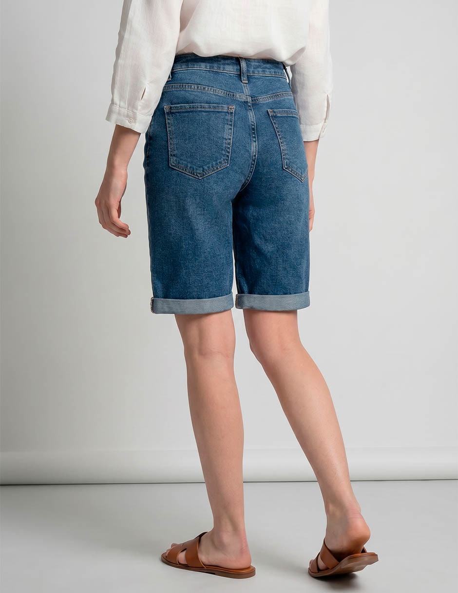 Short Mossimo