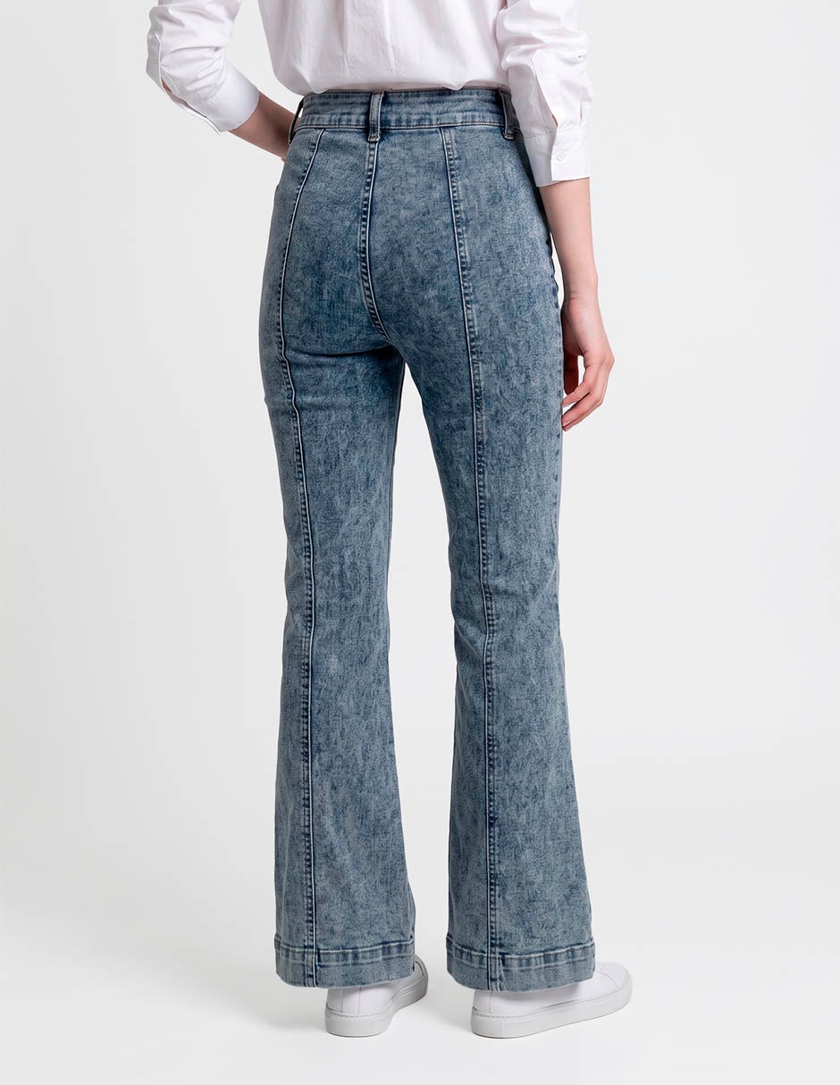 Jeans acampanado mossimo para mujer