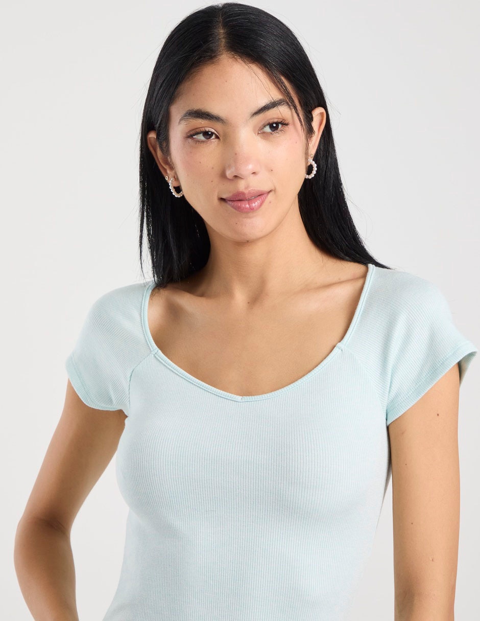 Playera manga corta Mossimo cuello V para mujer