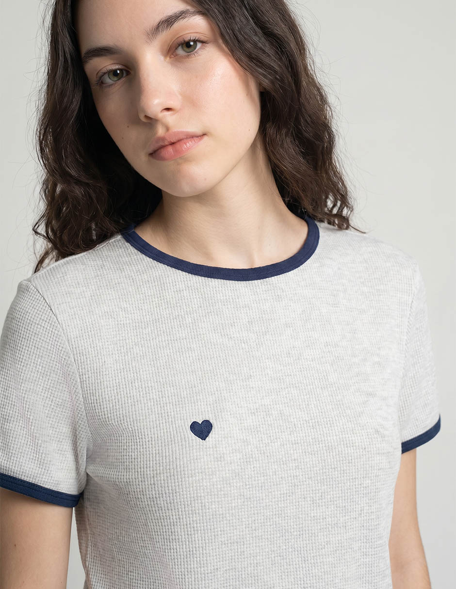 Playera manga corta cuello redondo para mujer 4