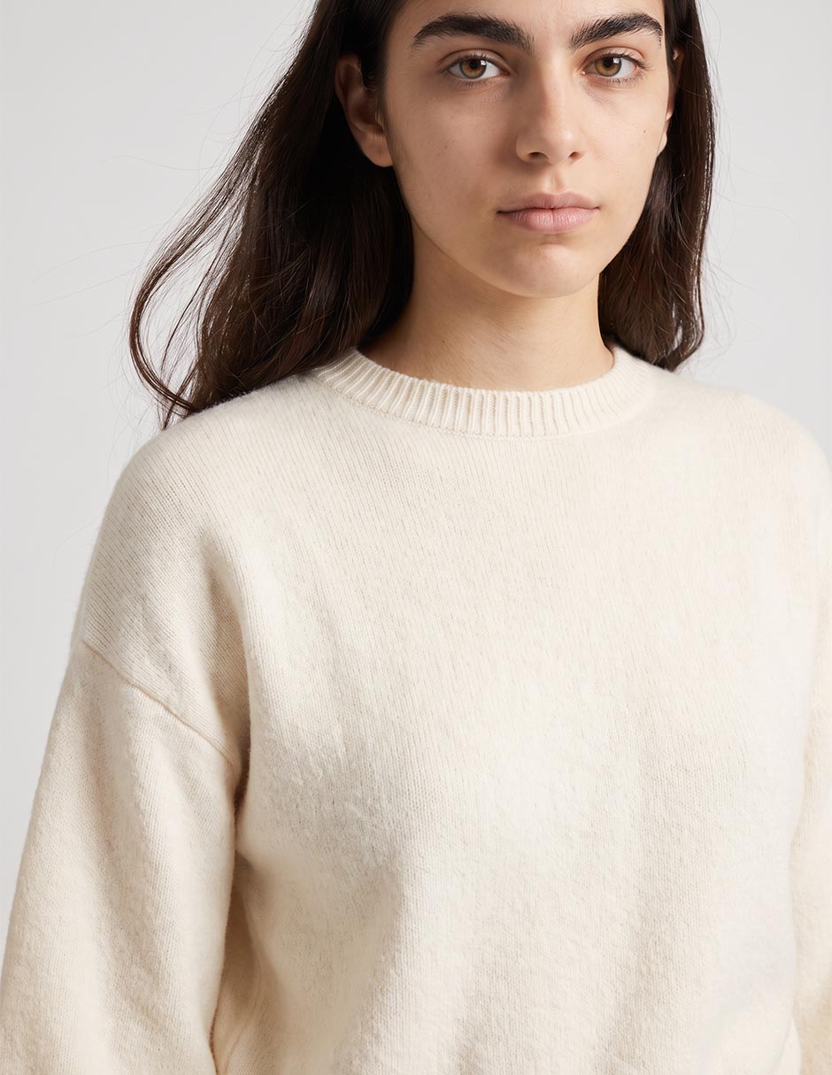 Suéter cuello redondo para mujer