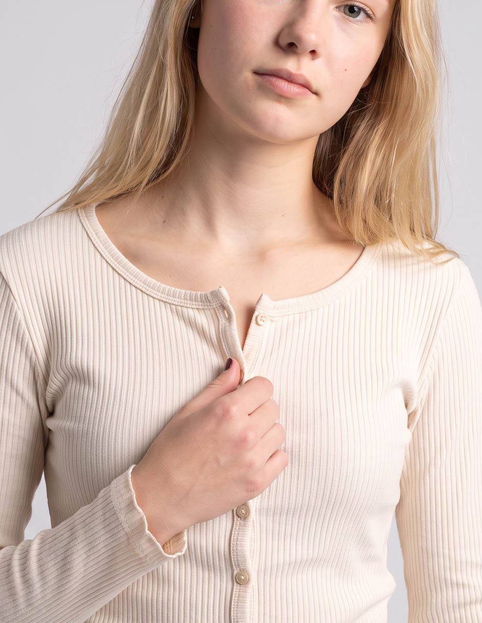 Suéter manga larga cuello redondo para mujer 4