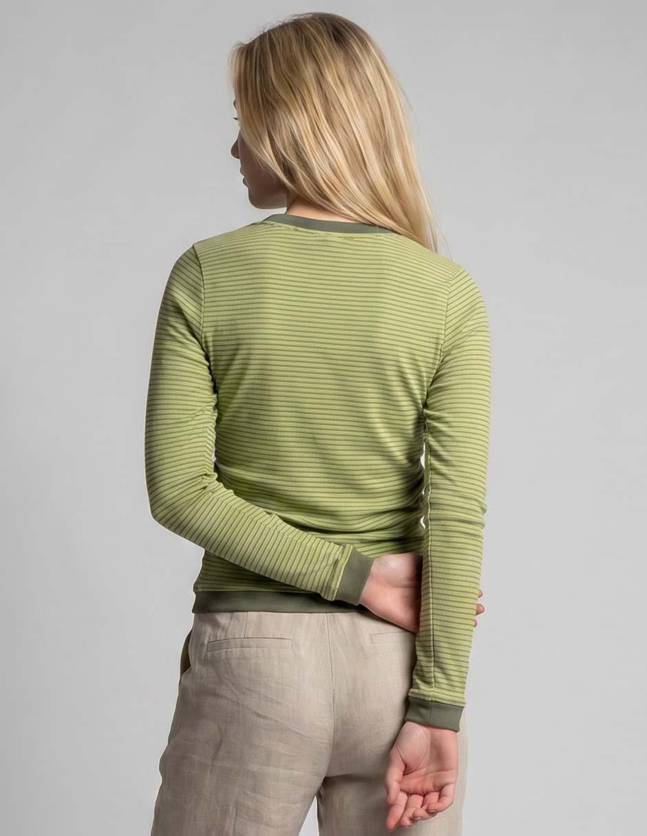 Playera manga larga cuello redondo mujer 3
